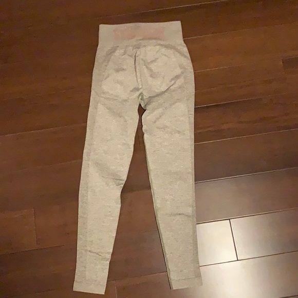 Gym shark seamless leggings khaki/pink - Picture 1 of 3